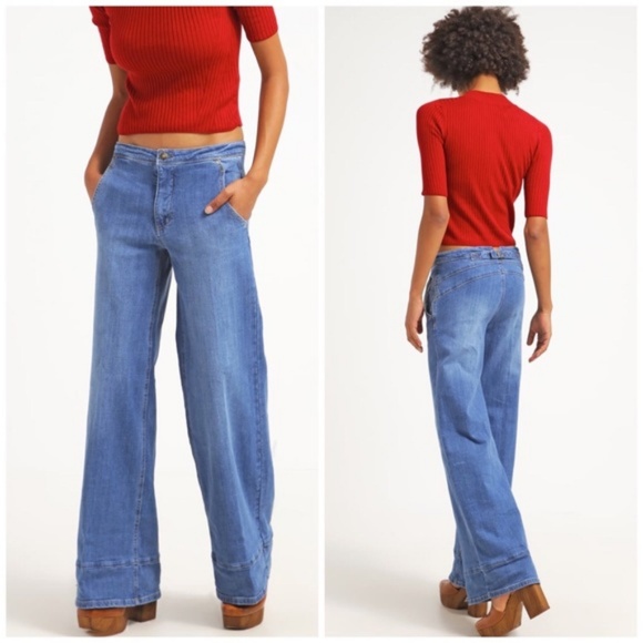 Free People Denim - Free People High Rise Bell Bottom Flare Jeans Elm